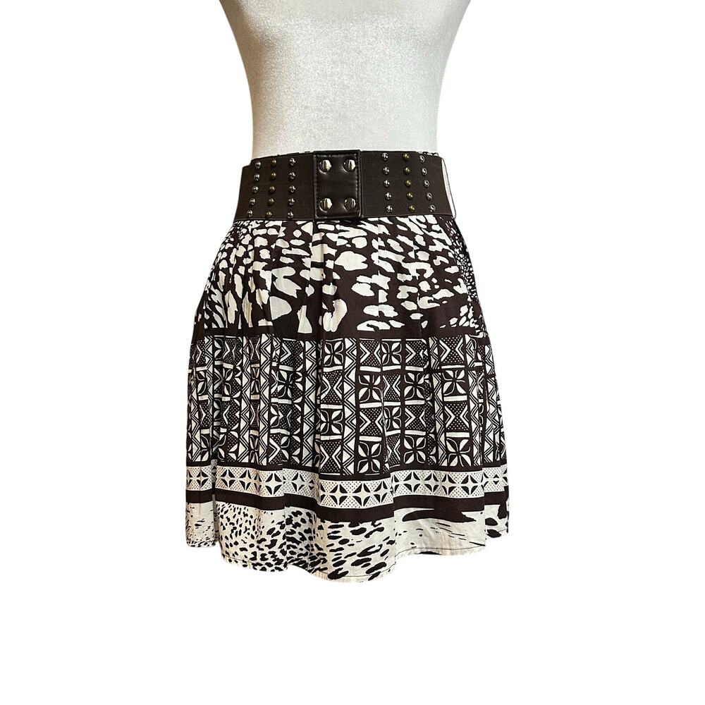 Brown & white animal print mini skirt